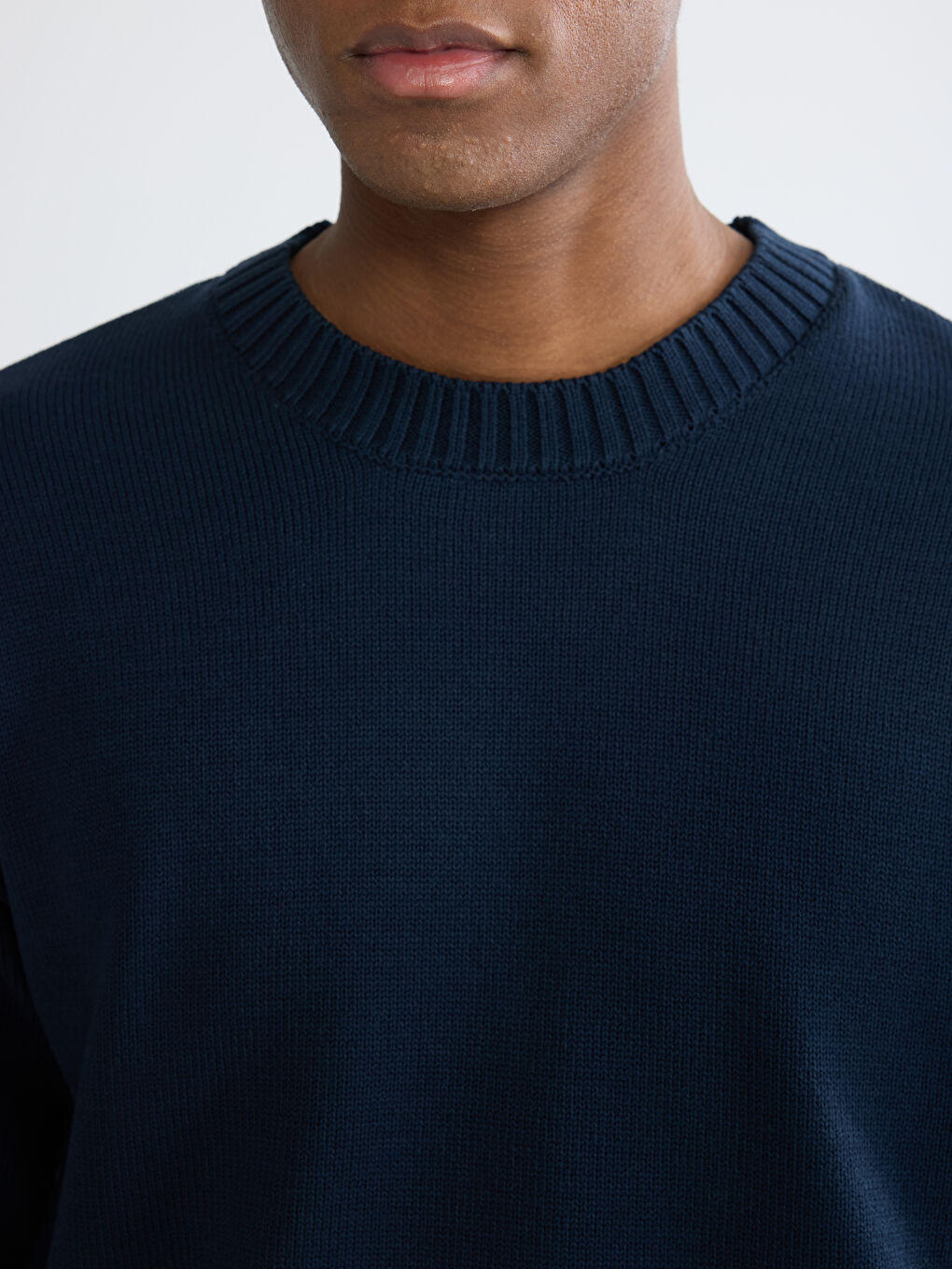 Men's Crew Neck Knit Sweater-2