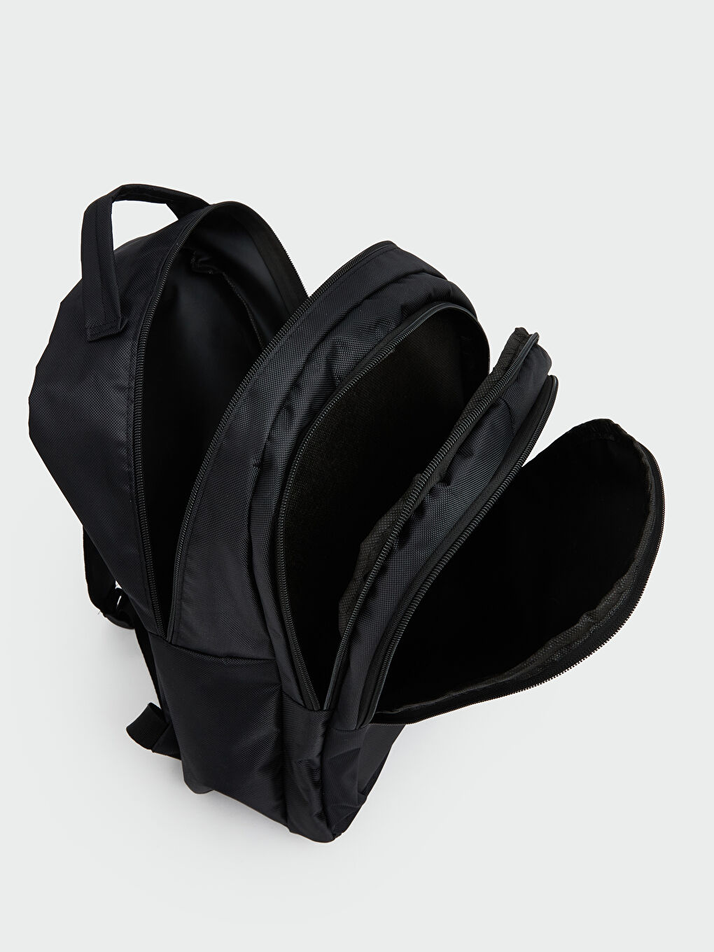 Siyah Fermuarlı Erkek Sırt Çantası-3