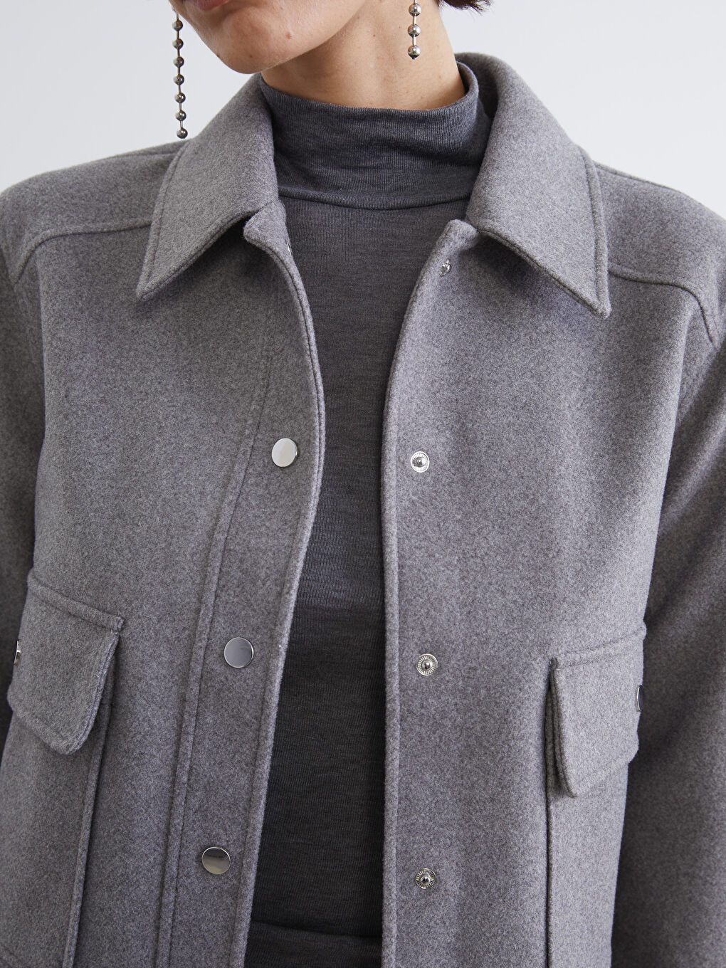 Ženski kaput od kašmira sa kragnom na košulju-2