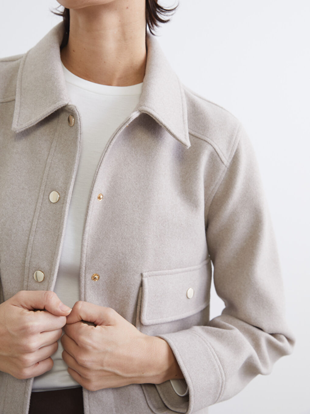 Ženski vuneni kaput sa kragnom na košulju-2