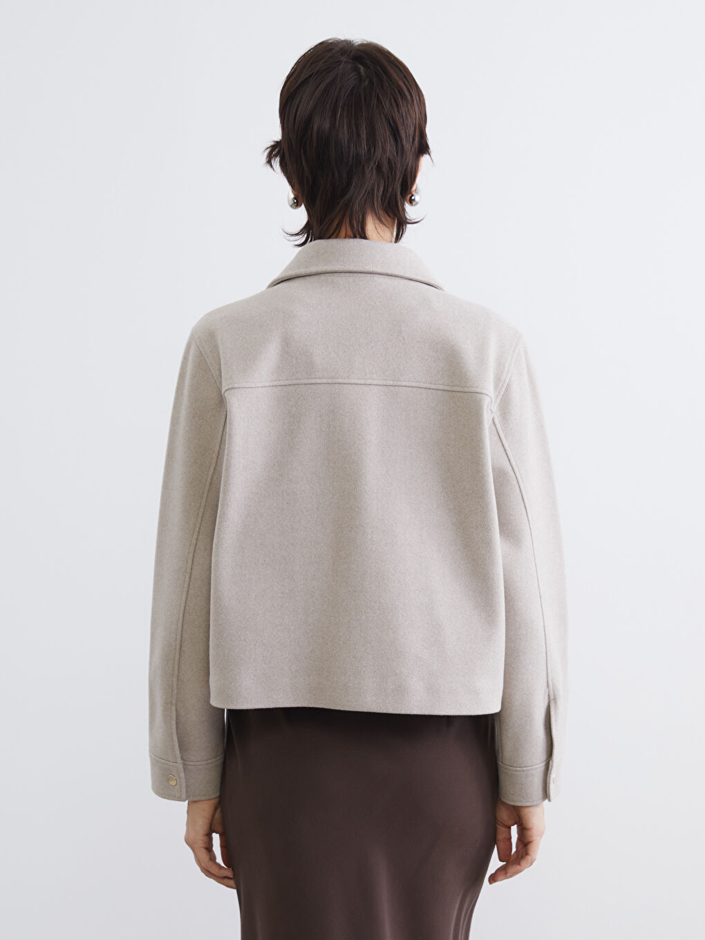 Ženski vuneni kaput sa kragnom na košulju-4