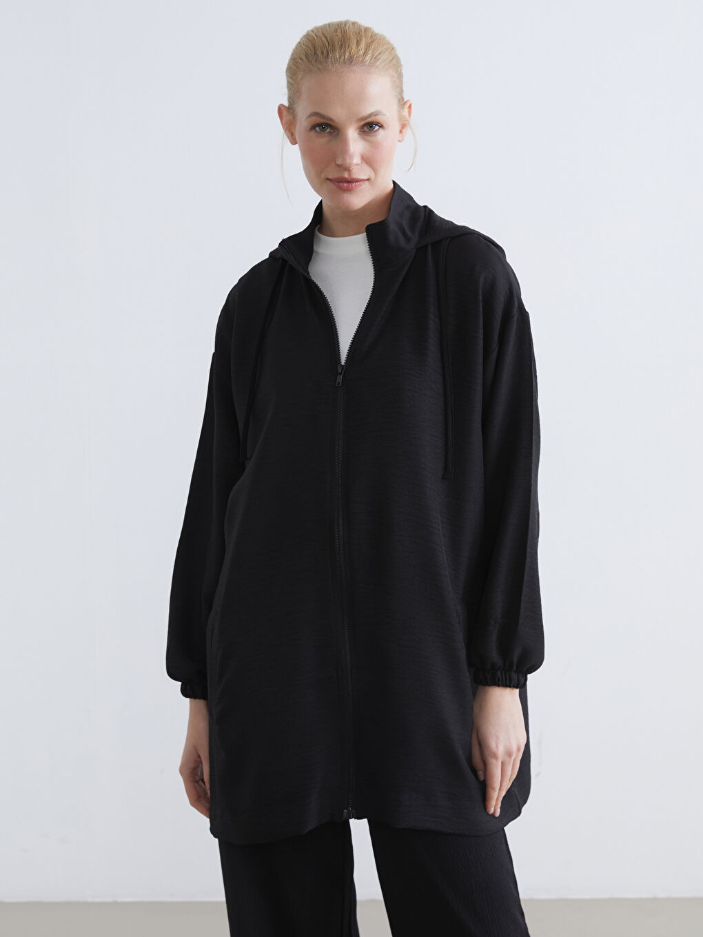 Siyah Kapüşonlu Oversize Kadın Tunik