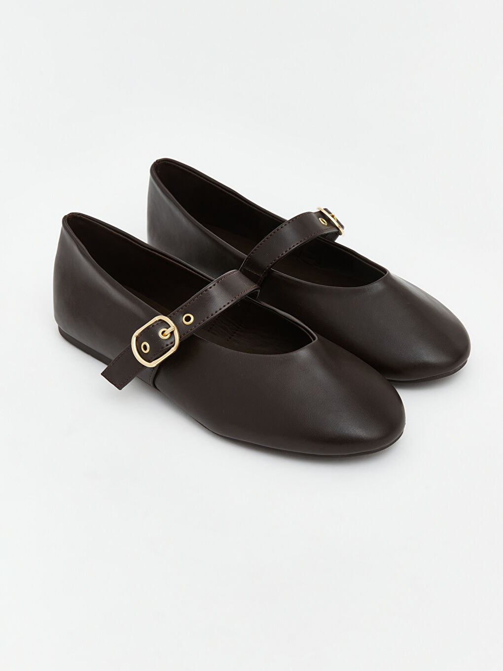 Kahverengi Deri Görünümlü Kadın Babet 