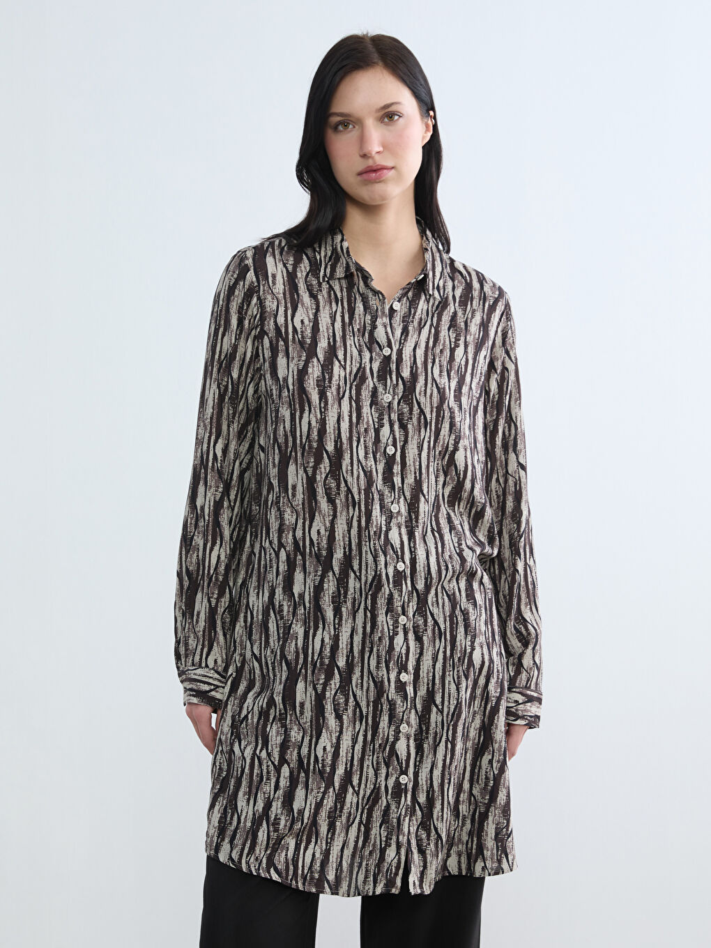 تونیکی کراس قاوه‌یی ژن