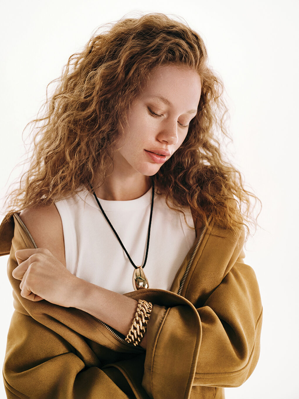 Bej Oversize Kadın Süet Görünümlü Ceket-2