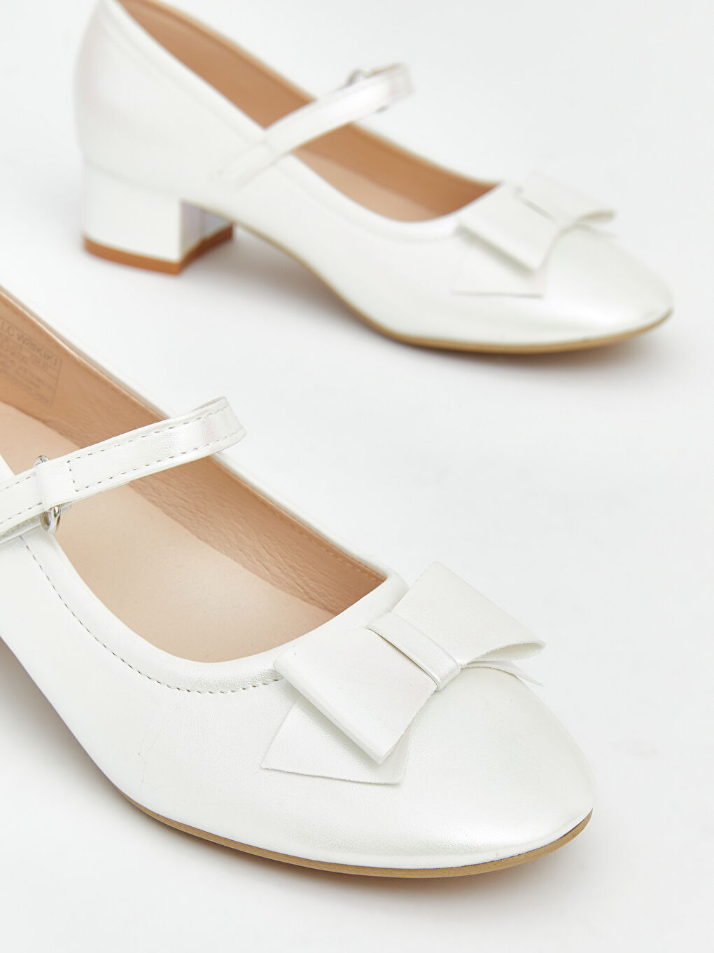 Κορίτσι ΕΚΡΟΥ Μπαλαρίνες-2