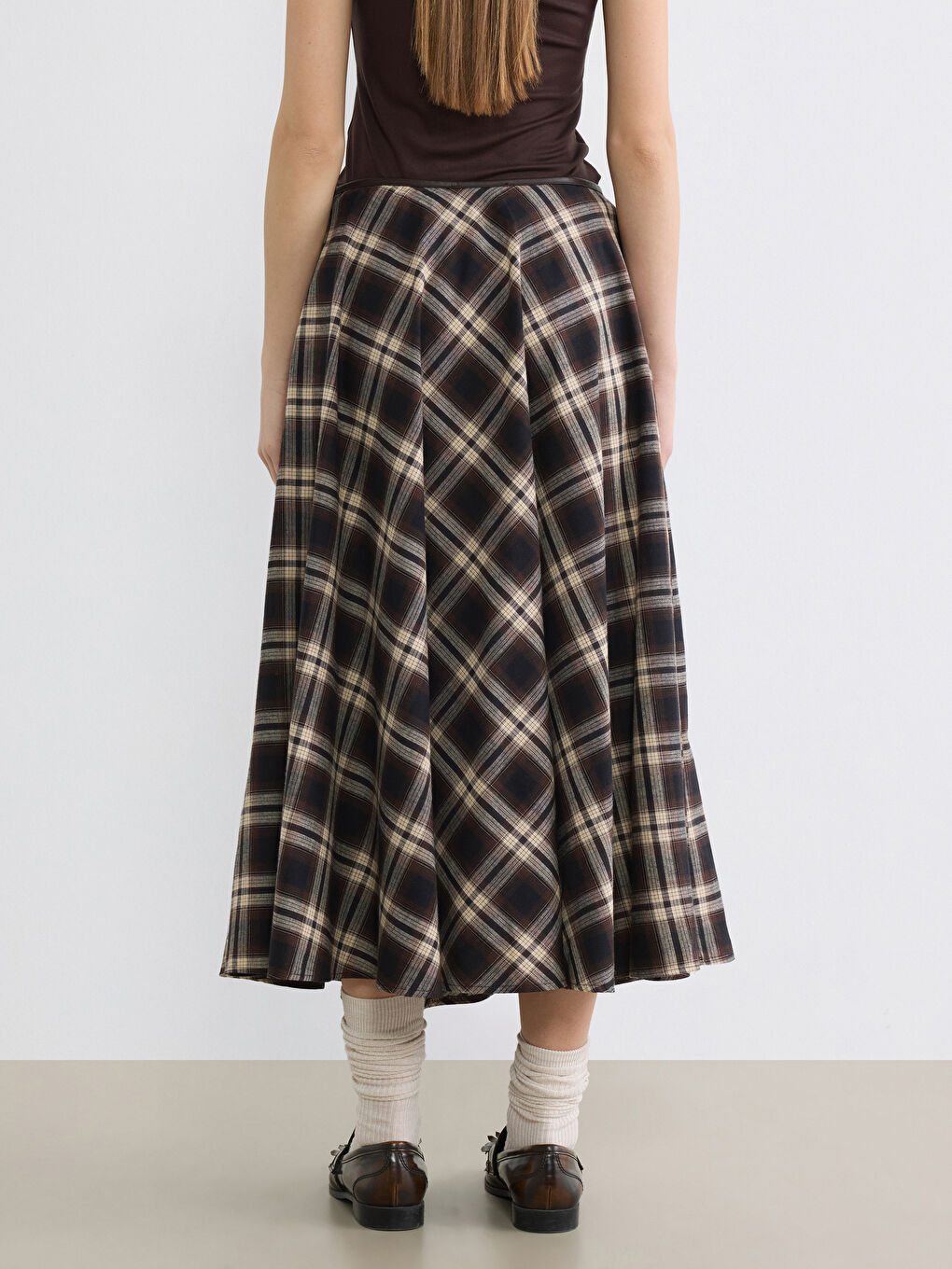 Plaid A-Line Skirt with a Zippered Waist-4