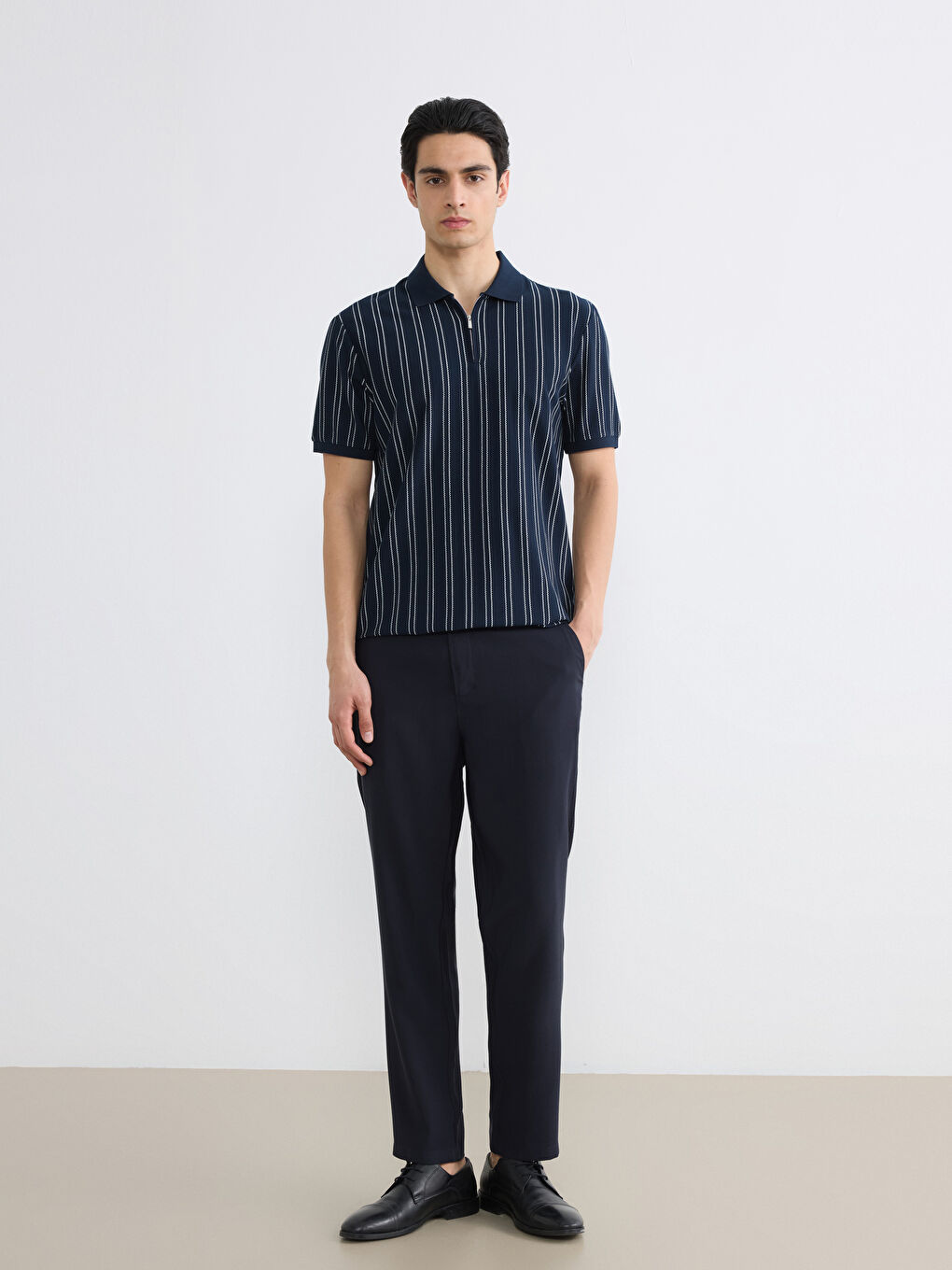 Lacivert Polo Yaka Çizgili Erkek Tişört		
-1