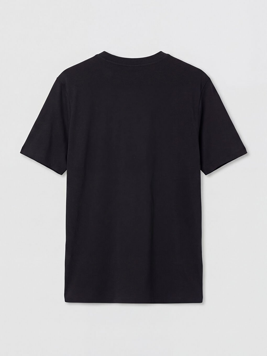 Siyah Bisiklet Yaka Baskılı Erkek Tişört-1