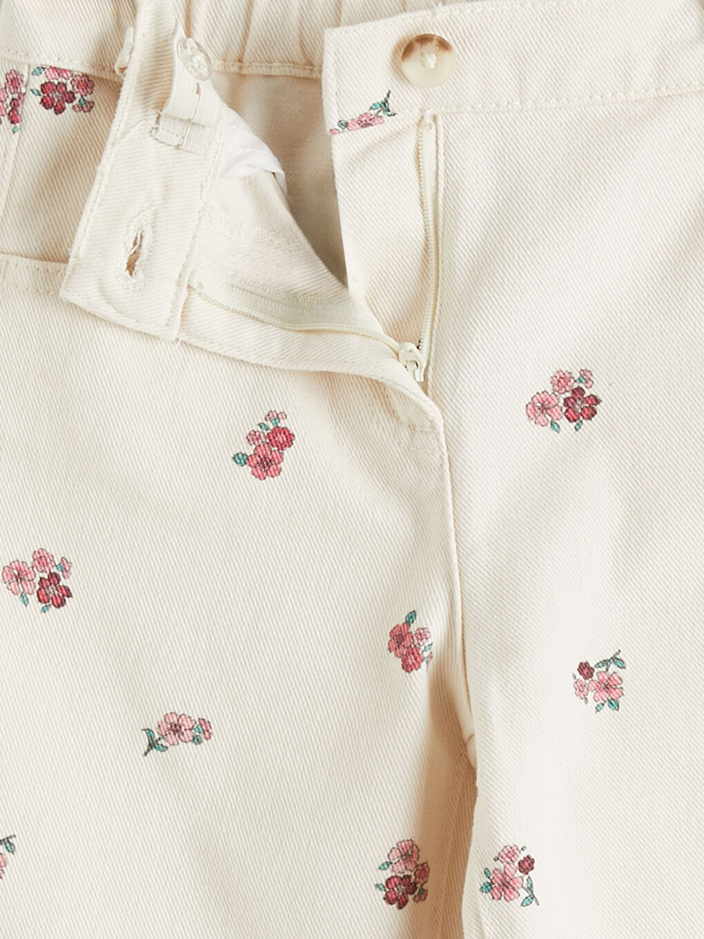 Ekru Çiçek Desenli Kız Çocuk Gabardin Pantolon-2