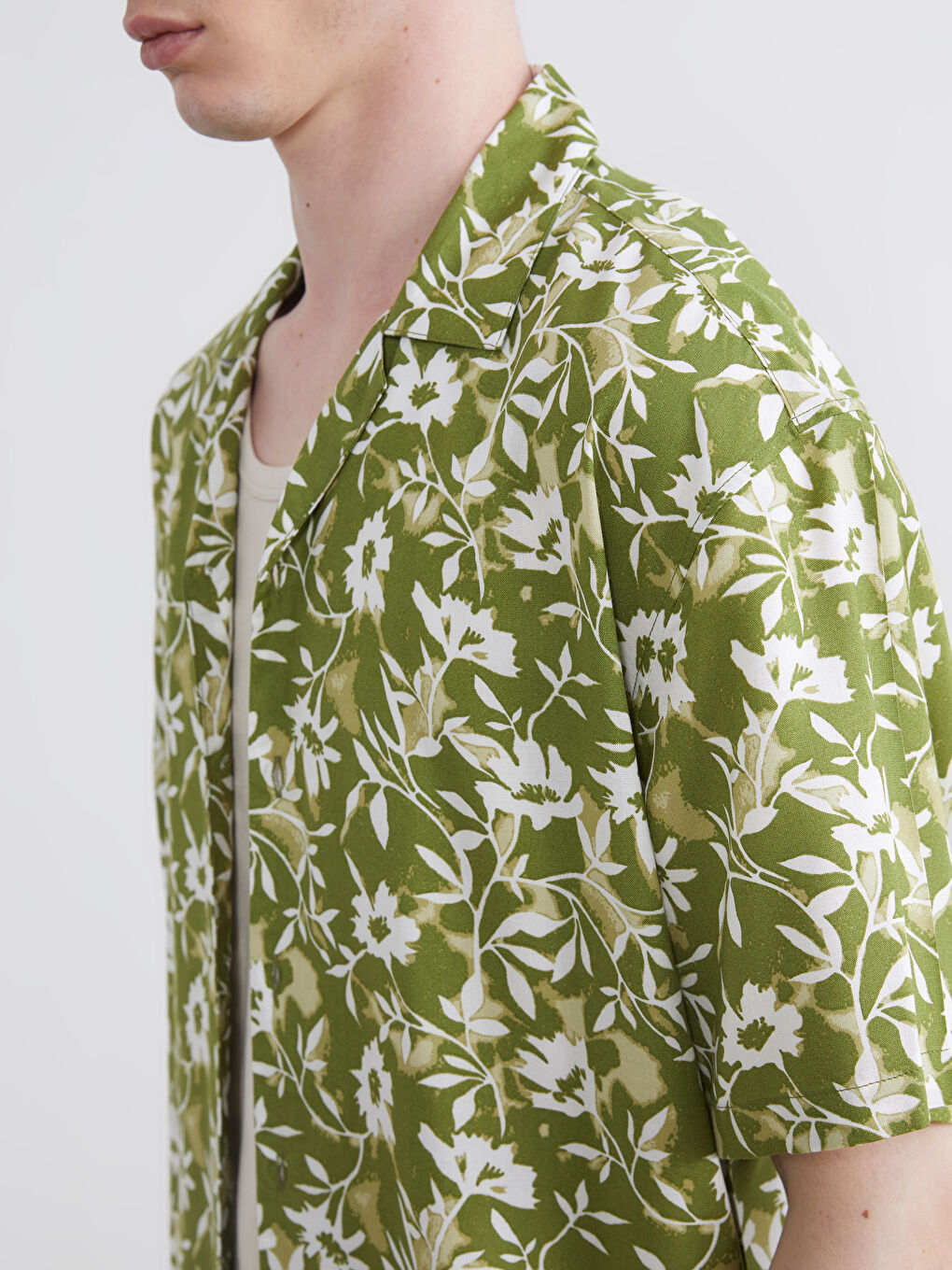 Široka košulja sa uzorkom od viskoze za muškarce-2