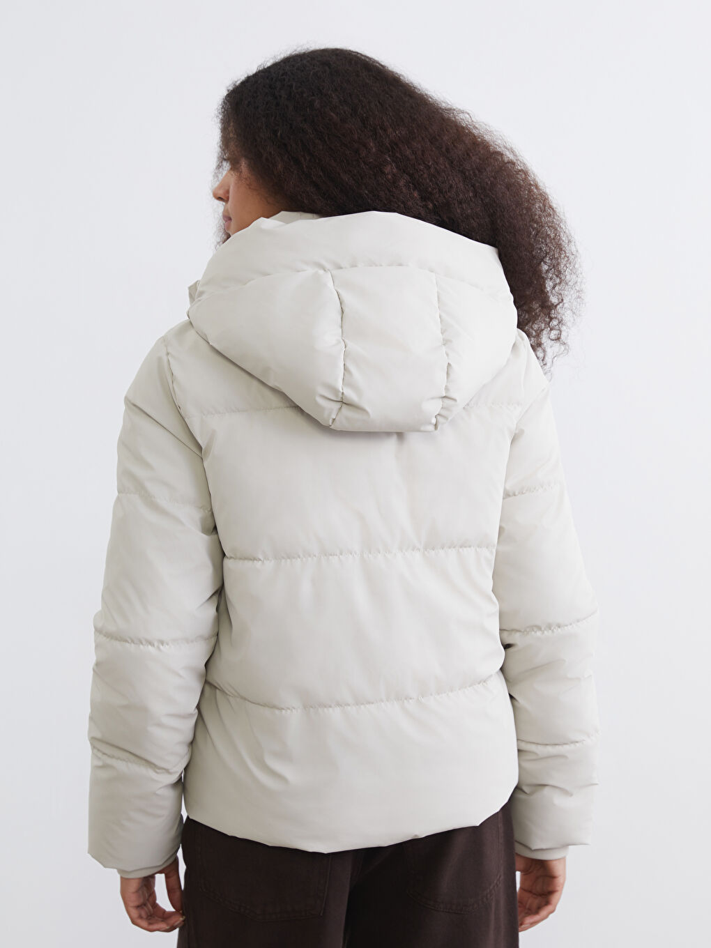 Bej Kapüşonlu Kadın Şişme Mont-4