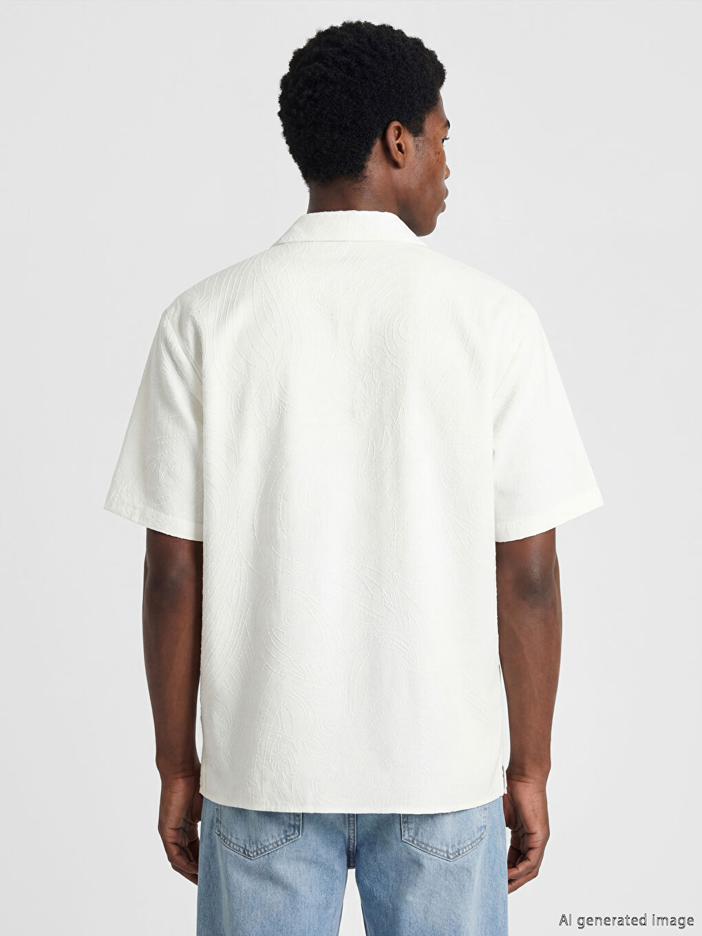 Beyaz Rahat Kalıp Dokulu Erkek Gömlek-3