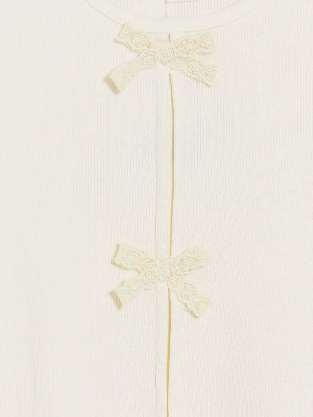 Ekru Bisiklet Yaka Fiyonk Detaylı Kız Çocuk Tişört-2