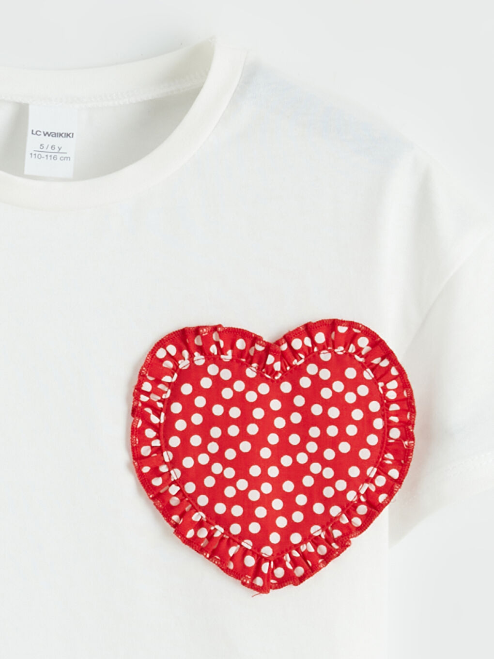 تيشيرت للبنات برقبة دائرية مطرز بشكل قلب-2