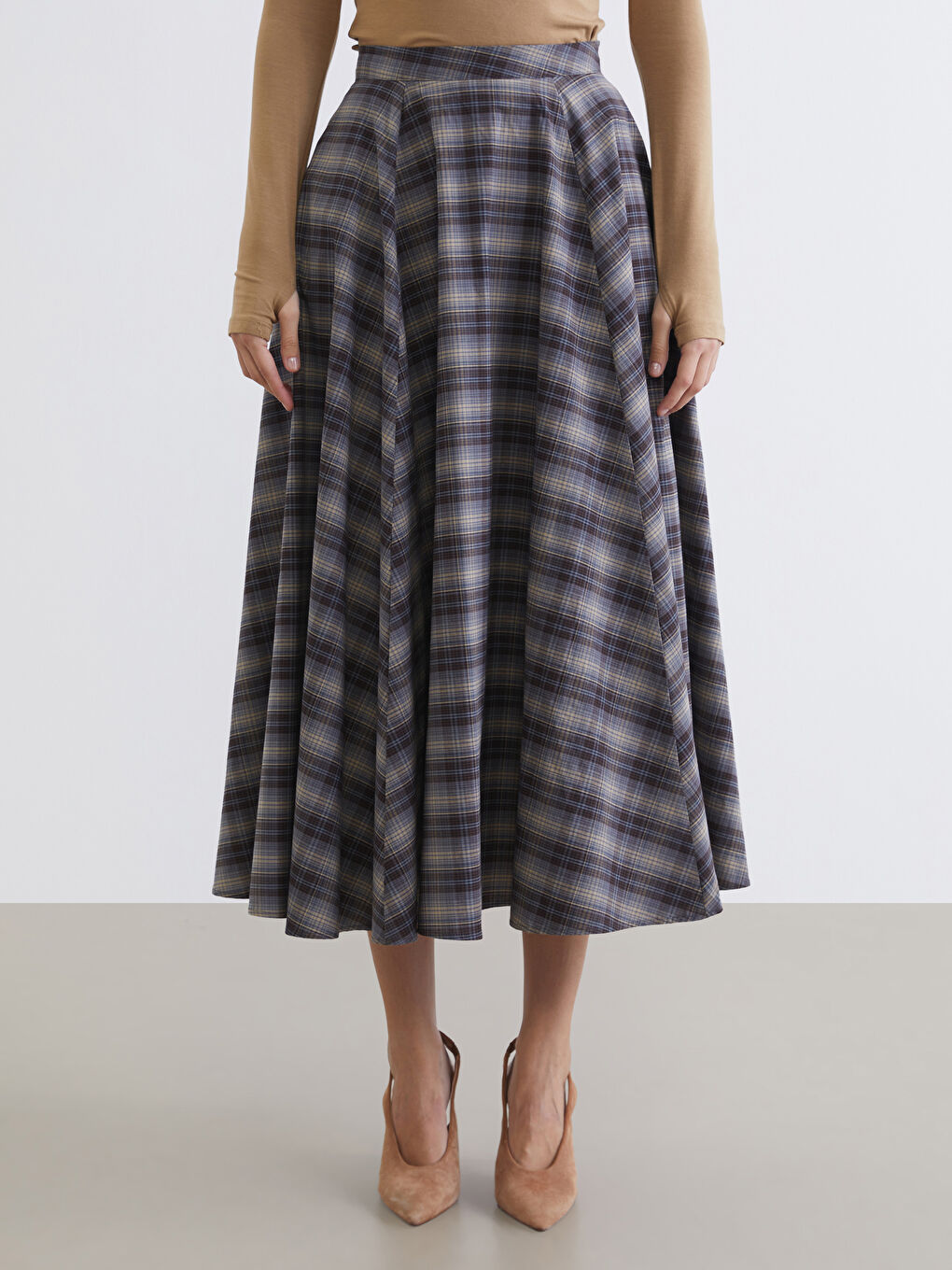 Kahverengi Beli Fermuarlı Ekose Kloş Etek-1