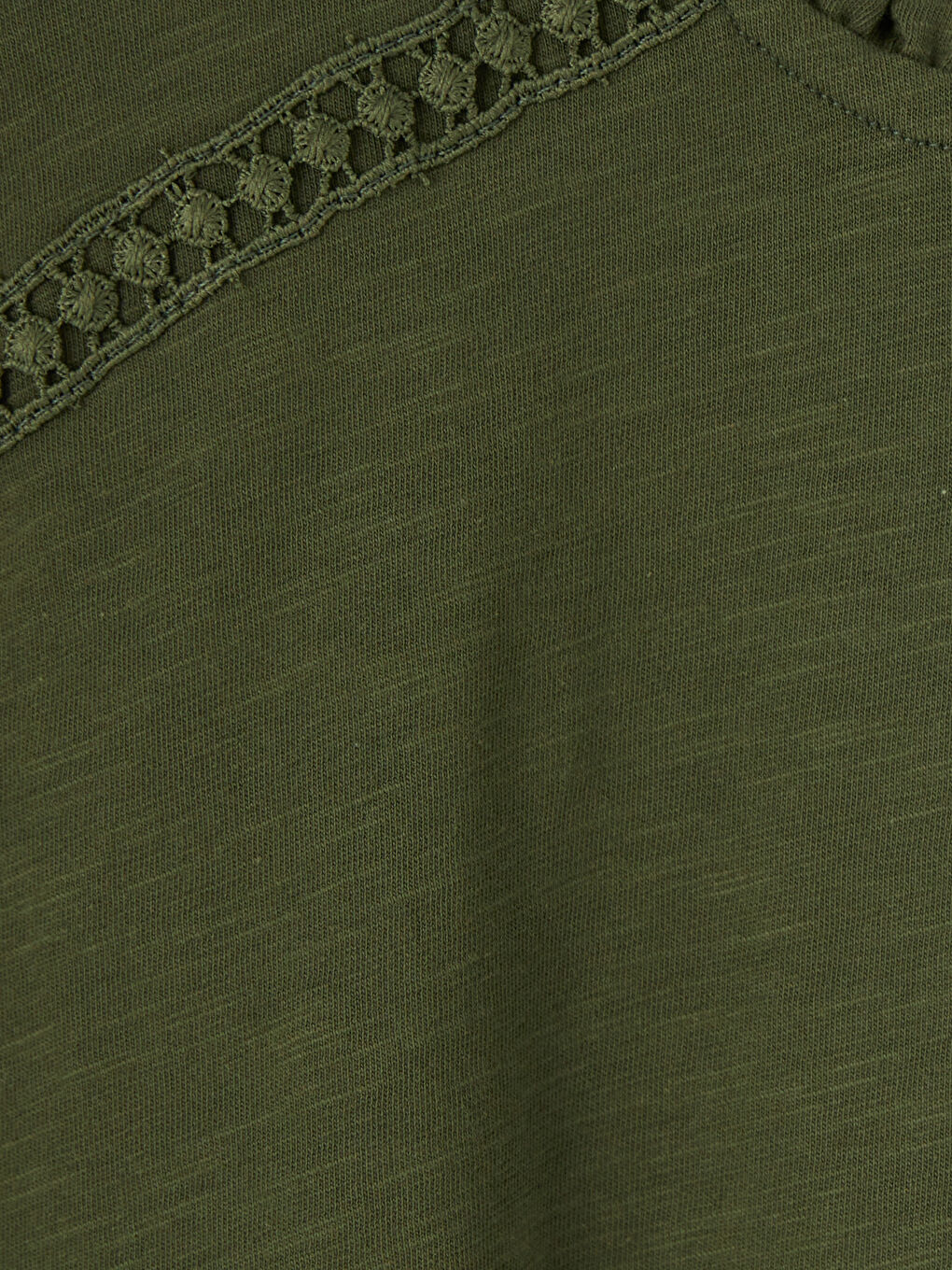 Yeşil Bisiklet Yaka Nakışlı Bluz-2