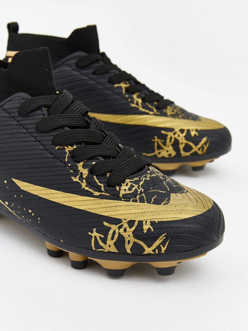 Dječak CRNA Kopačke-2