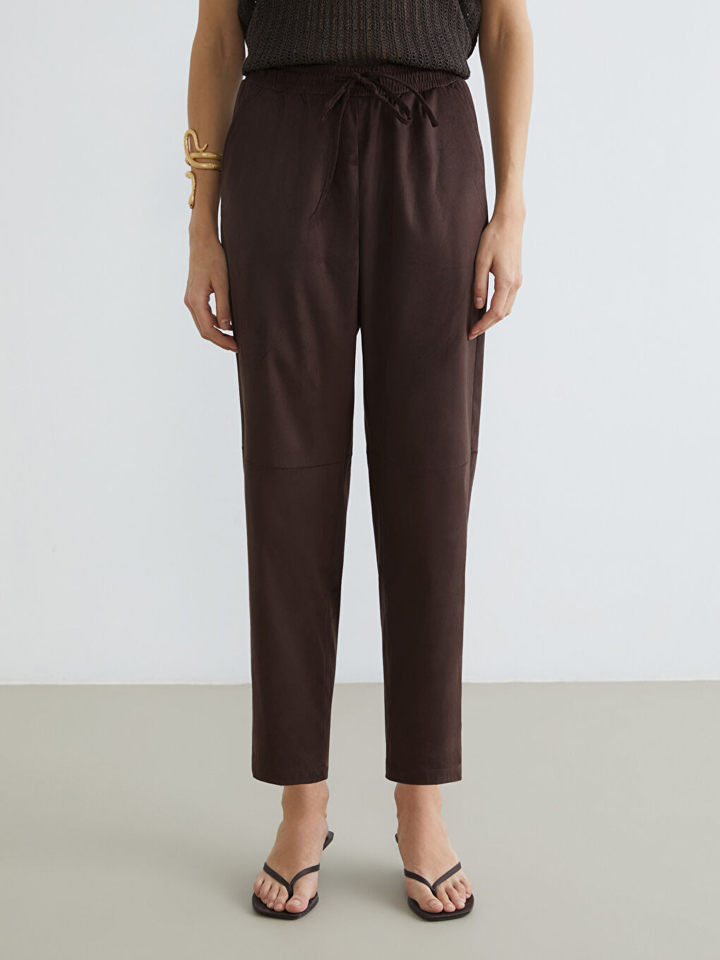 Панталони за жени от изкуствен велур с карот фит-1