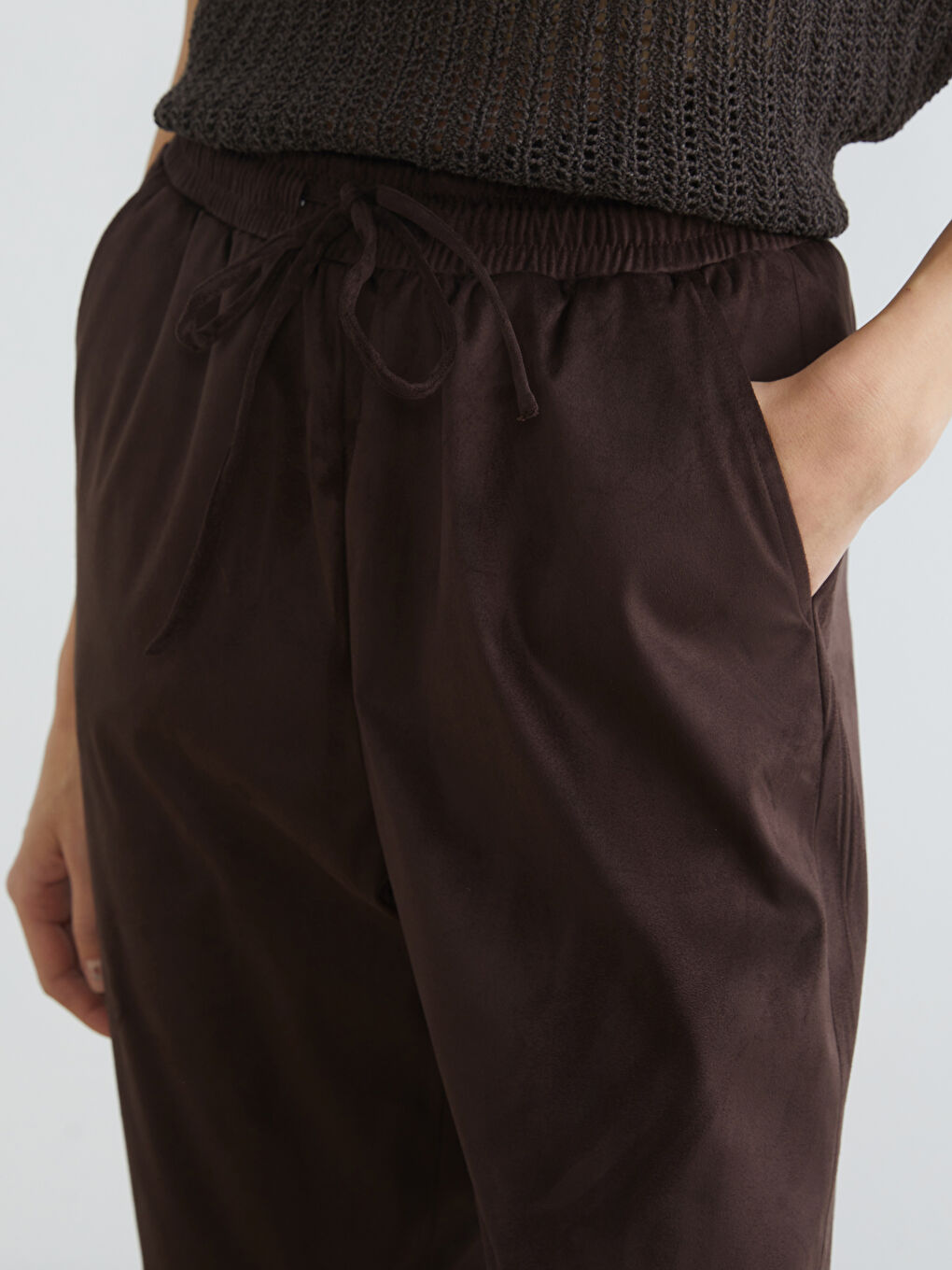 Панталони за жени от изкуствен велур с карот фит-2