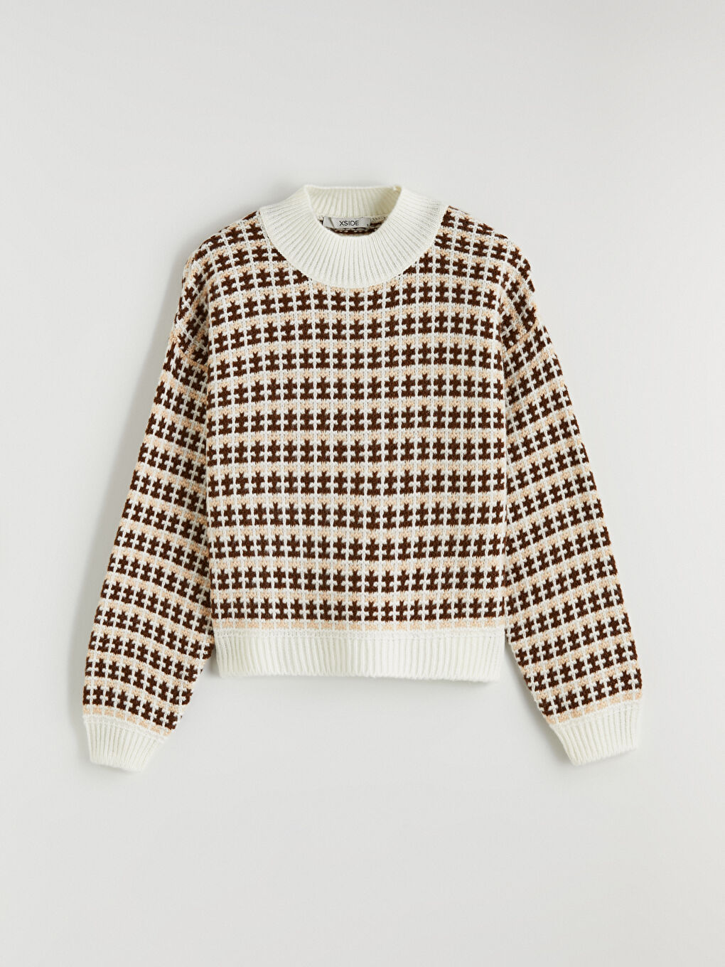 Kahverengi Yarım Balıkçı Yaka Desenli Kadın Triko Kazak-4