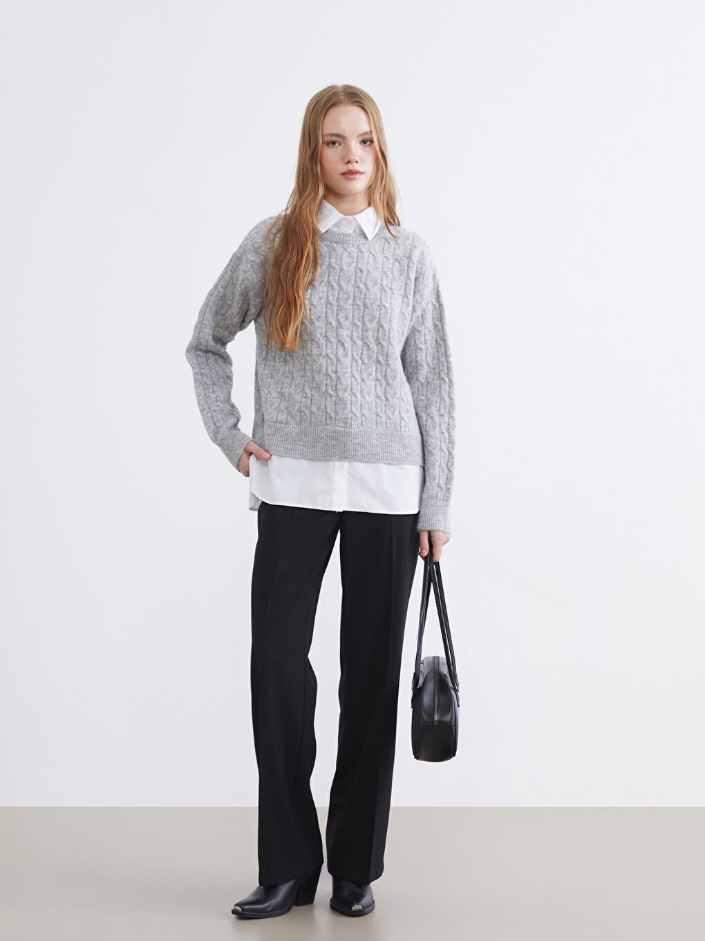 Gri Gömlek Yaka Kendinden Desenli Kadın Triko Kazak-1