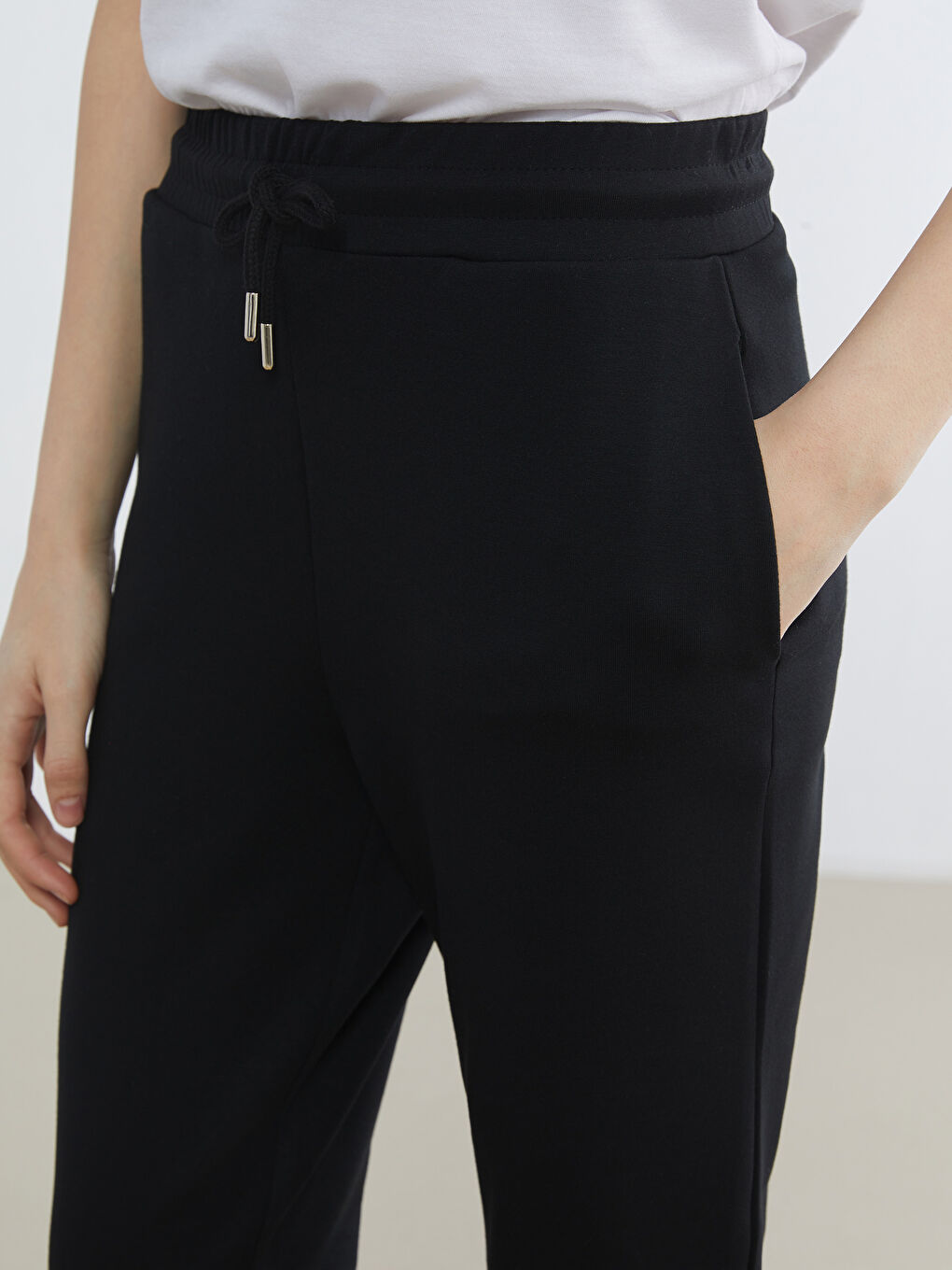 Siyah Beli Lastikli Soft Touch Kadın Eşofman Altı-2