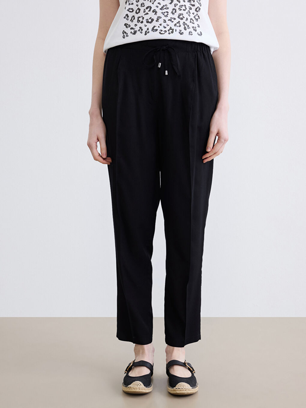 Ženske pantalone sa elastičnim strukom-1