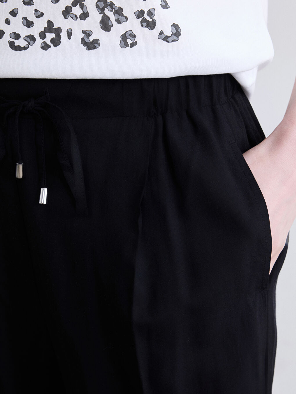 Ženske pantalone sa elastičnim strukom-2