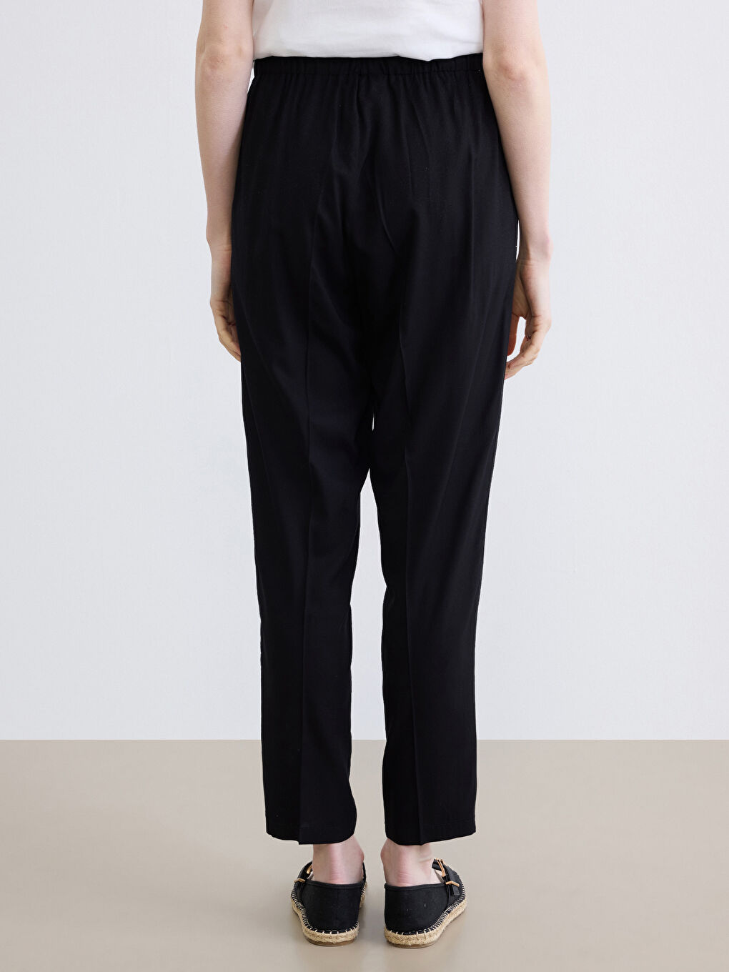 Ženske pantalone sa elastičnim strukom-3