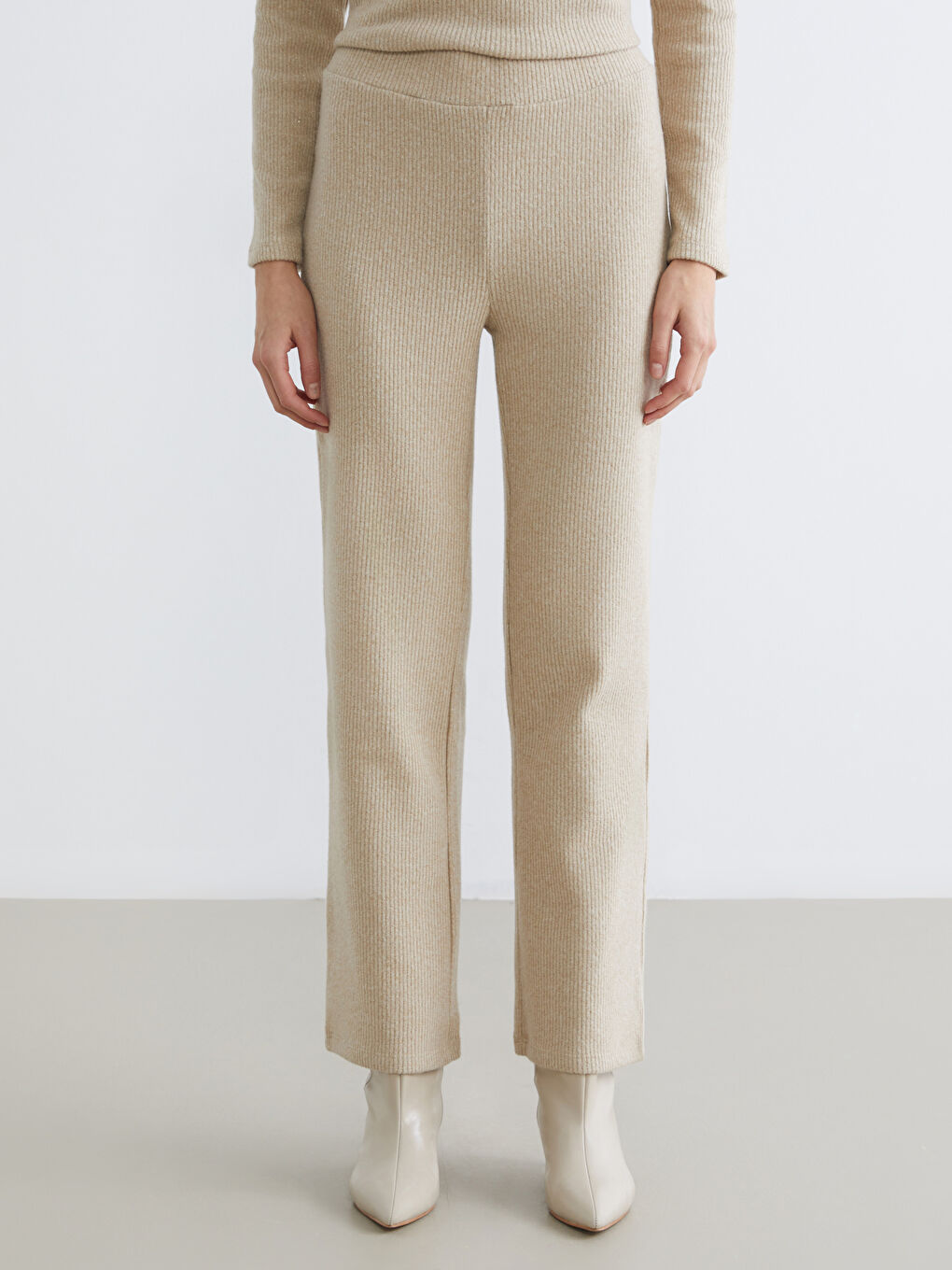 Bej Beli Lastikli Fitilli Kadın Pantolon-1