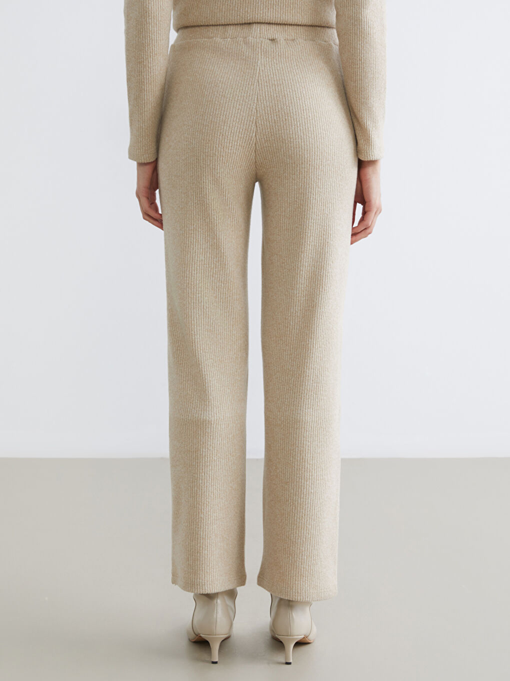 Bej Beli Lastikli Fitilli Kadın Pantolon-3