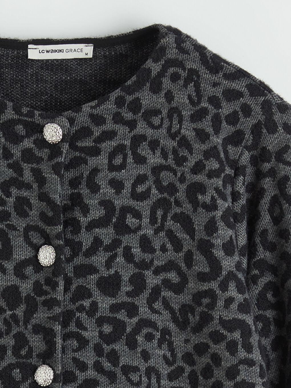 Siyah Bisiklet Yaka Leopar Desenli Kadın Hırka-1