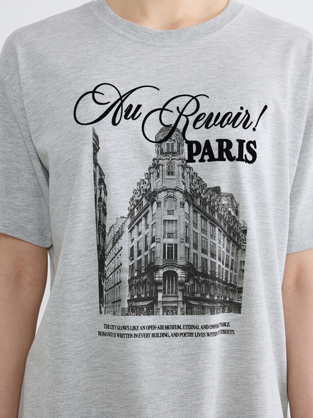 Gri Paris Baskılı Oversize Kadın Tişört-2