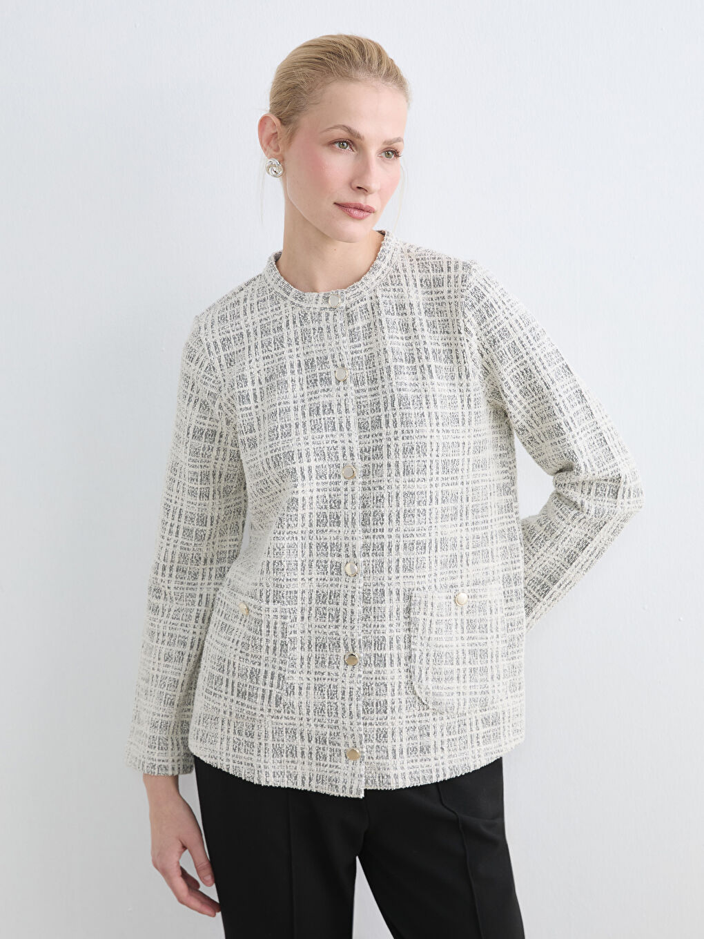 Gri Bisiklet Yaka Ekose Kadın Hırka