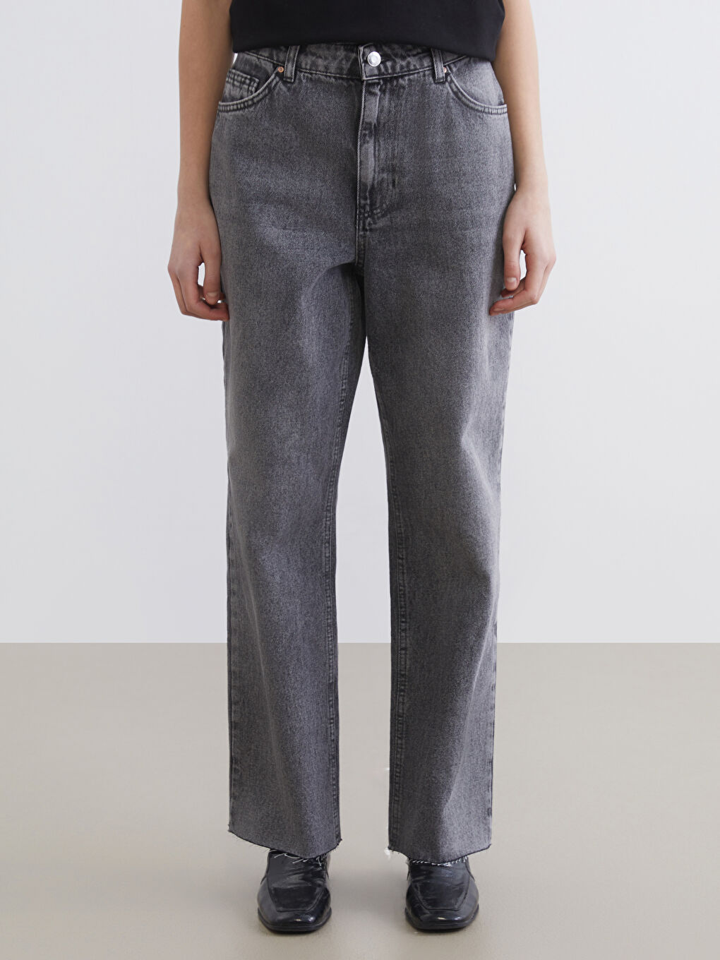 Women's Straight Fit Jeans-1