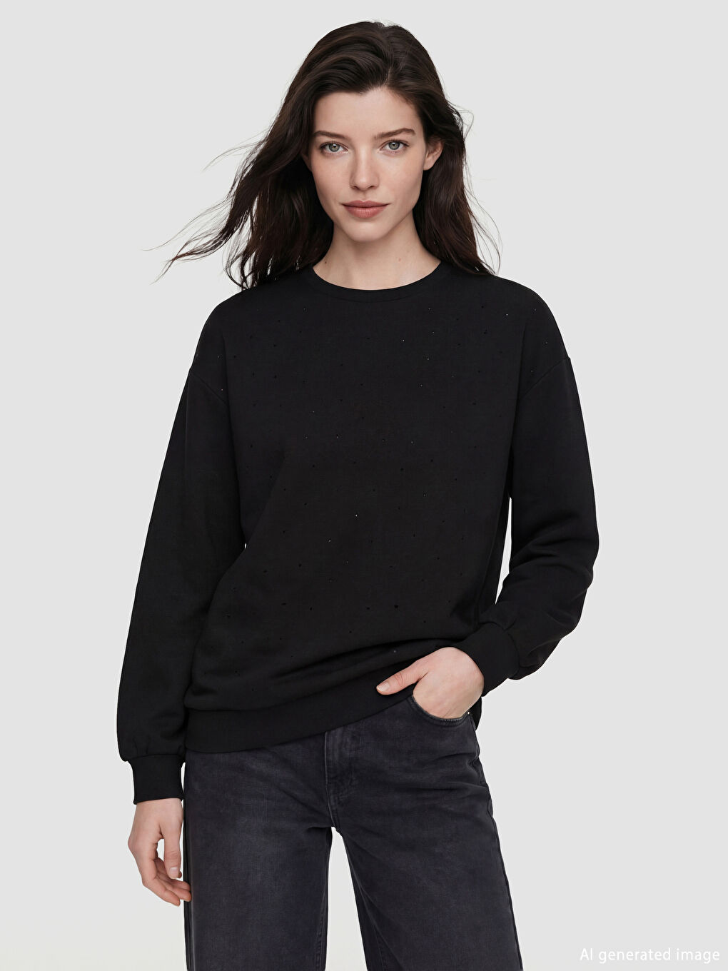 Siyah Bisiklet Yaka Taşlı Soft Touch Kadın Sweatshirt