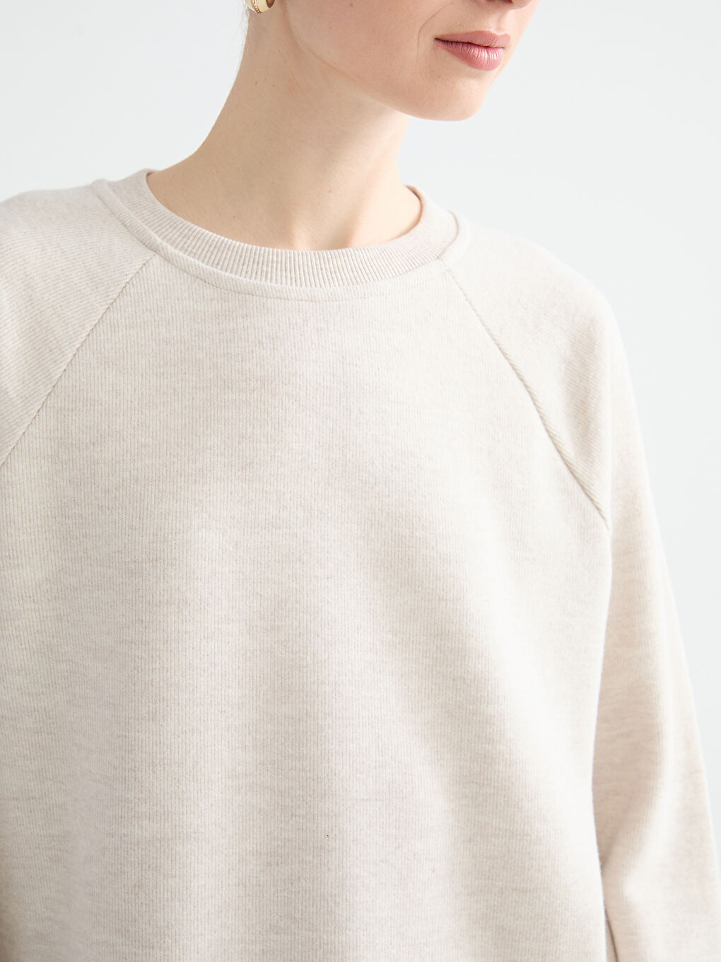 Bej Bisiklet Yaka Kadın Sweatshirt-2