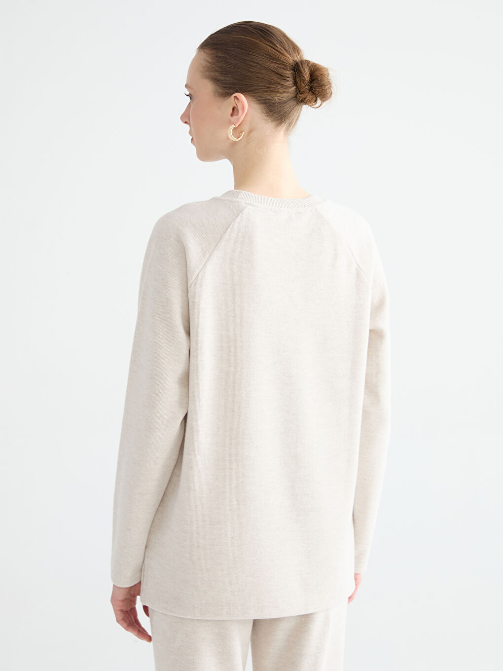 Bej Bisiklet Yaka Kadın Sweatshirt-4