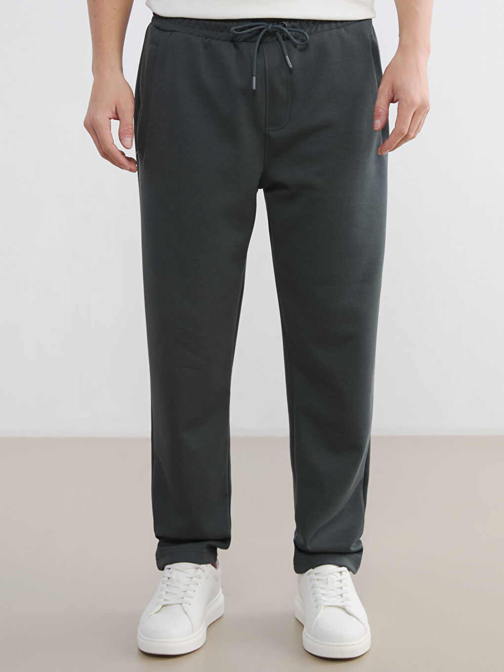 Gri Standart Kalıp Erkek Eşofman Altı	-1