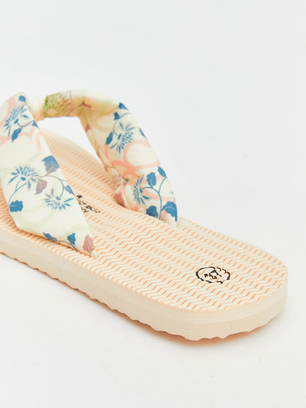 Patterned Women's Flip Flops-4