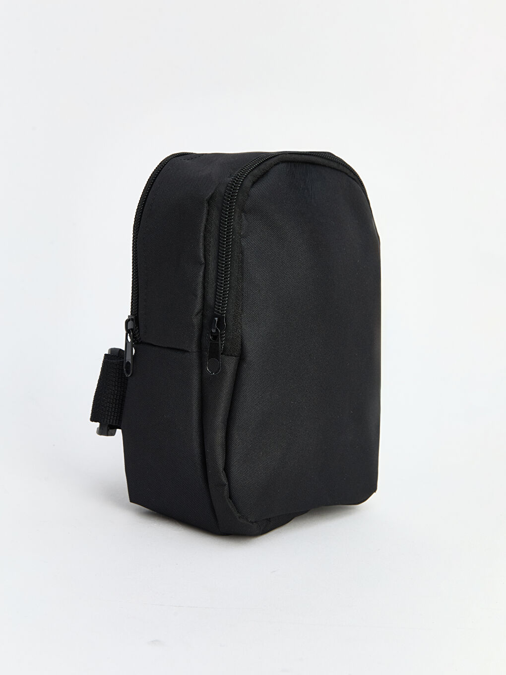 Siyah Ayarlanabilir Askılı Erkek Göğüs Çantası-1