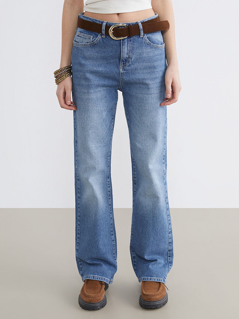 Mavi Beli Kemerli Wideleg Kadın Jean Pantolon-1