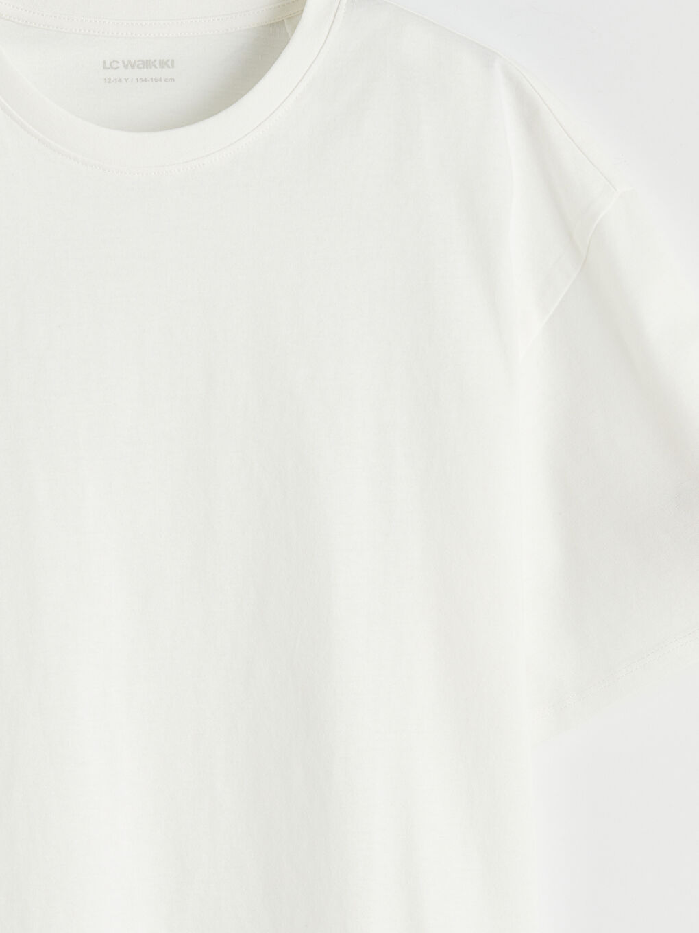 Қыздарға арналған дөңгелек жағалы футболка-2