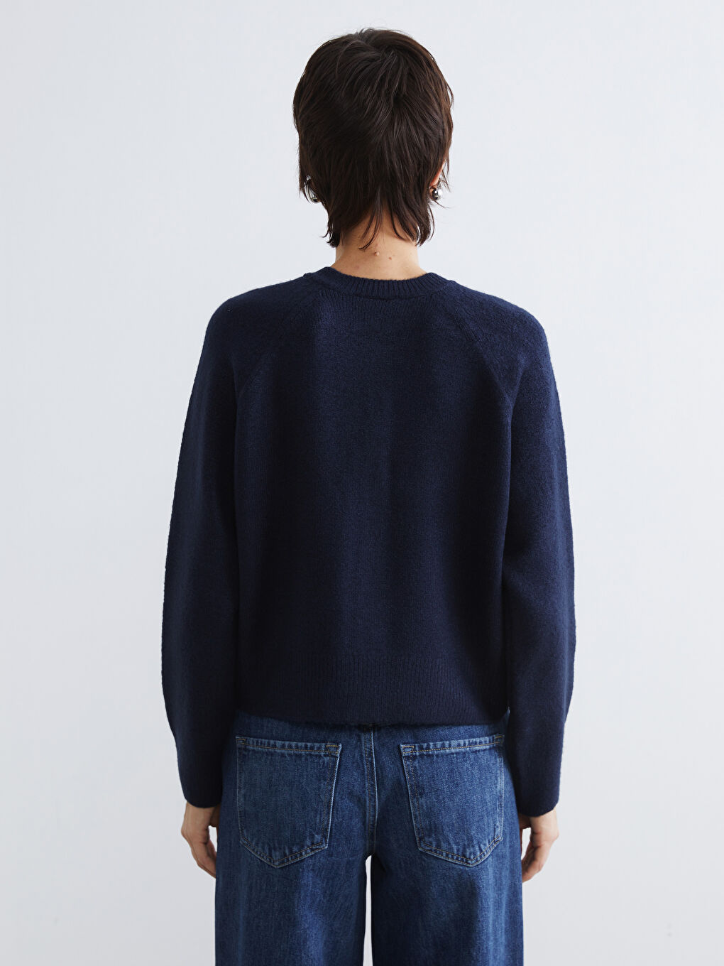 Women's Crew Neck Knit Cardigan-3