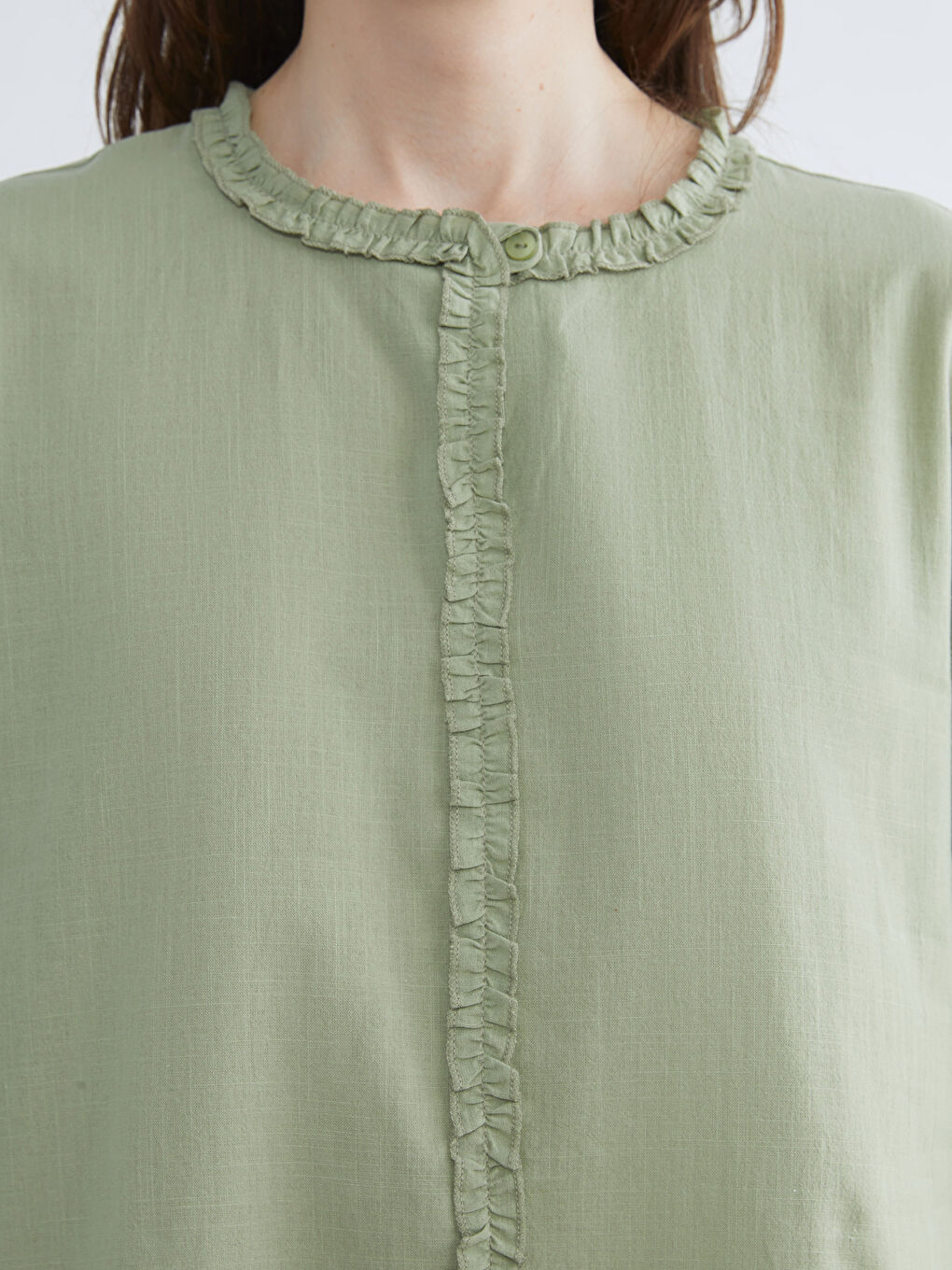 Yeşil Hakim Yaka Fırfırlı Bluz-2