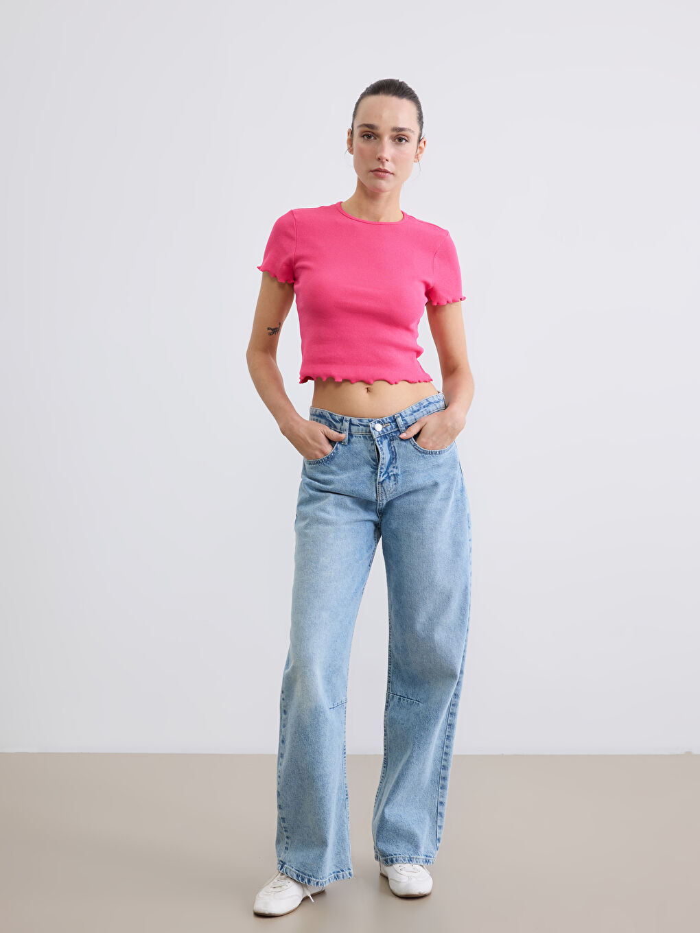 Fuşya Bisiklet Yaka Fitilli Kadın Tişört-1