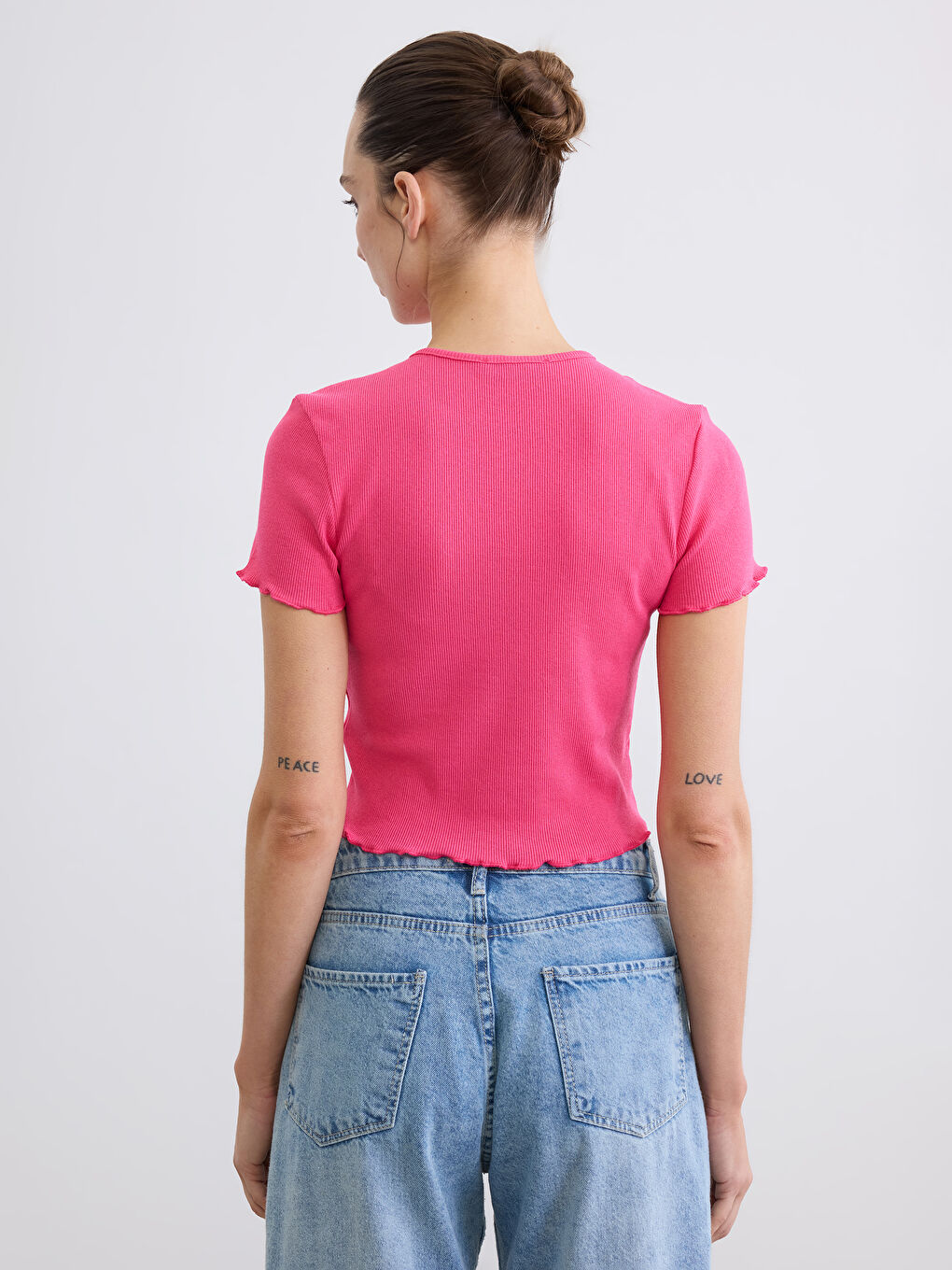 Fuşya Bisiklet Yaka Fitilli Kadın Tişört-3