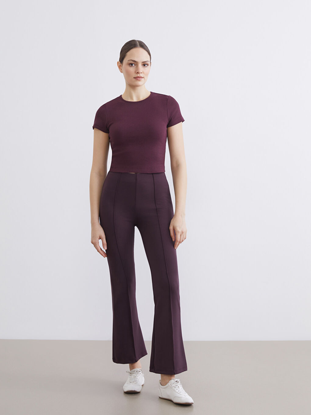 Mürdüm Bisiklet Yaka Fitilli Kadın Tişört-1