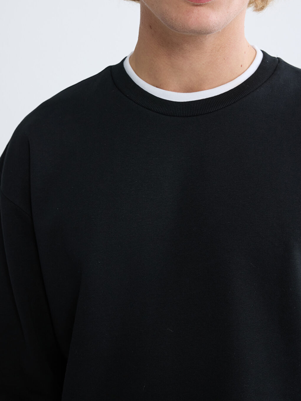 Man BLACK Sweatshirt-2